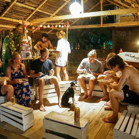 Chez Podi Surf Stay Mirissa Exterior foto