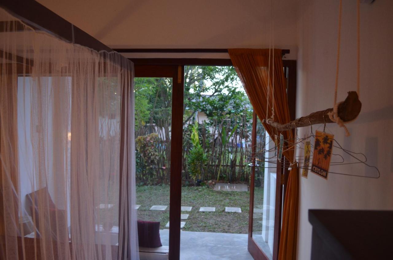 Chez Podi Surf Stay Mirissa Exterior foto